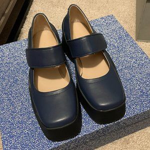 Paloma wool no 999 / Miguelina Shoes (Navy)